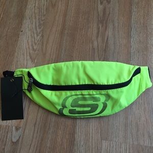 Skechers Zipper Front Belt Fanny Pack Waist Bag